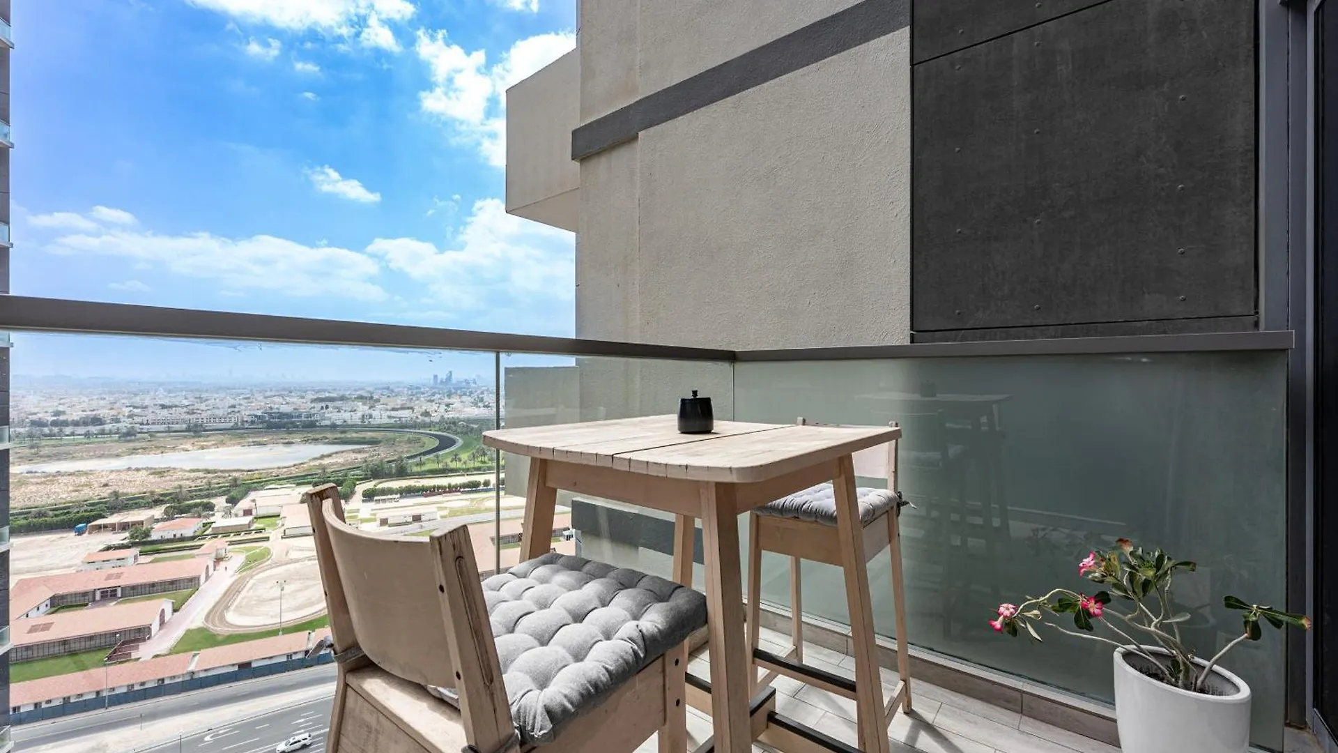 Stayis- 1Br In Atria Tower Near Downtown Dubai United Arab Emirates