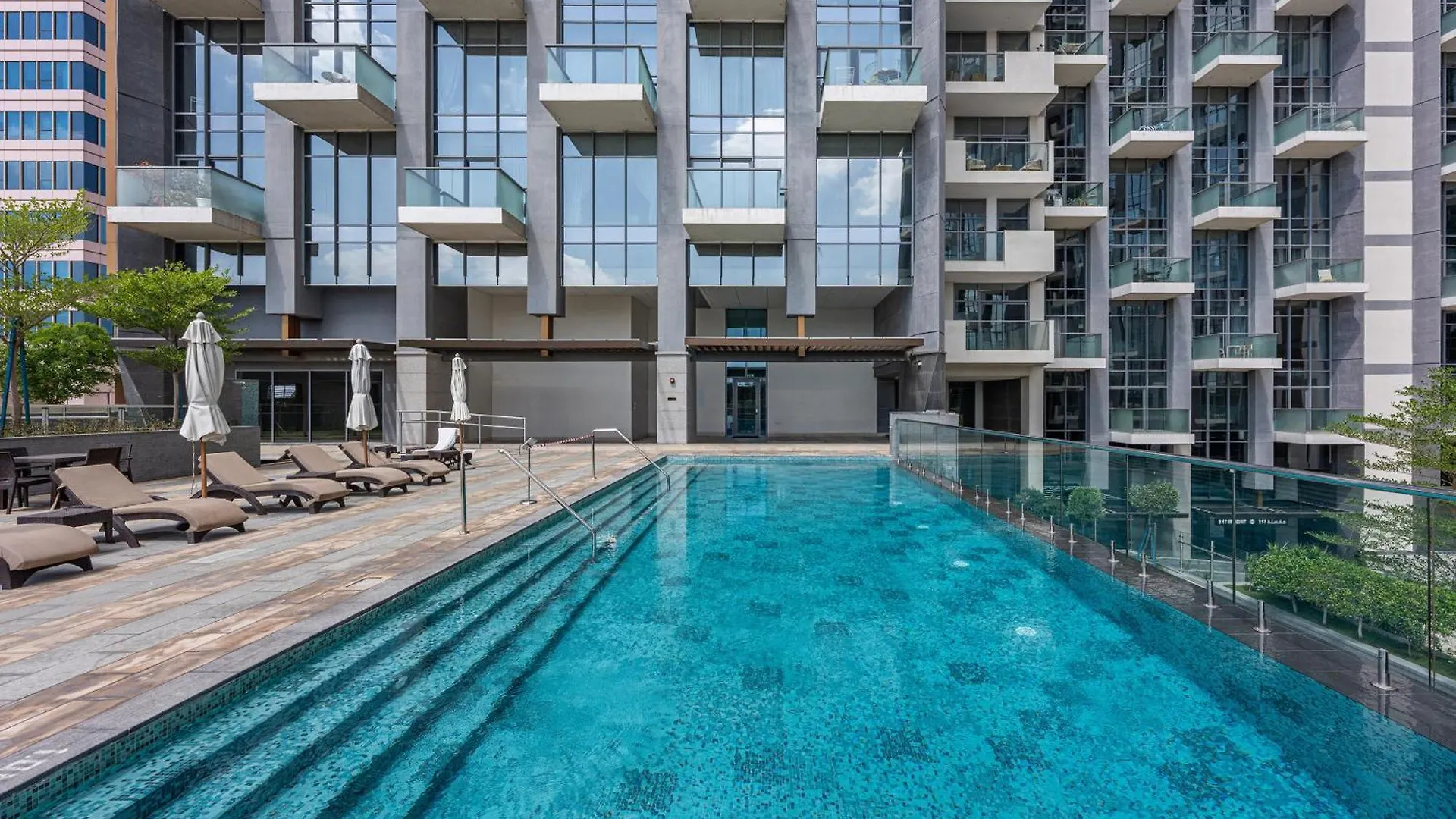Stayis- 1Br In Atria Tower Near Downtown Dubai United Arab Emirates